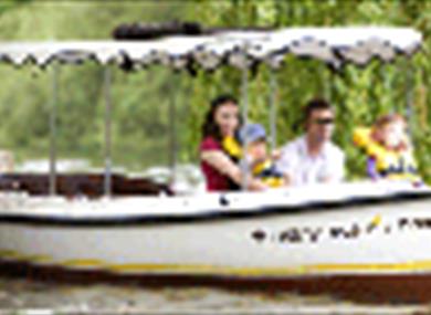 Boating on the River Thames |