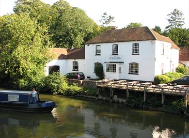 Dundas Arms