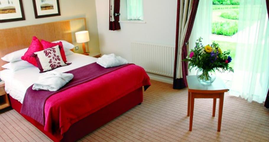 Where to stay around Gatwick