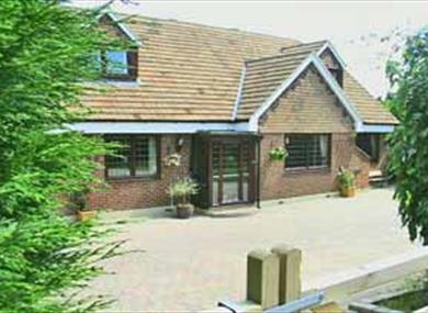 Foxes Earth Bed and Breakfast, Maidstone