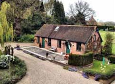 Standen Barn Cottage