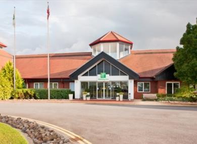 exterior of Holiday Inn aylesbury