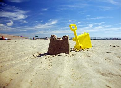 Image of the beach at Littlehampton near Arundel