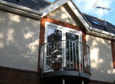 1 Abbotts Court Mews
