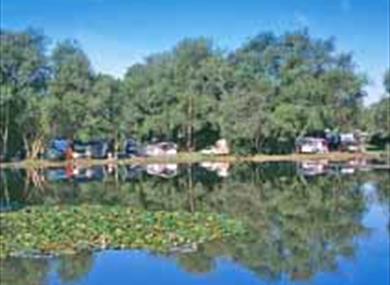 Camping and Caravanning Club Site, Horsley, East Horsley