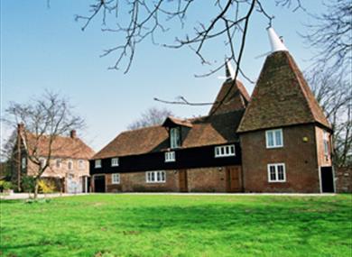 Canterbury Country Houses