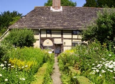 The Priest House West Haortly (near East Grinstead) West Sussex.