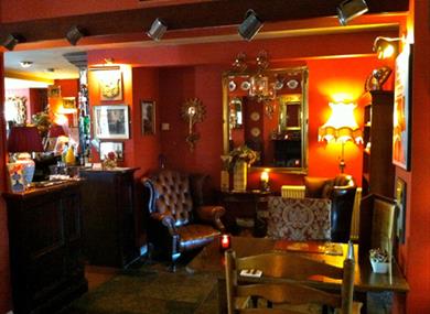 The Golden Lion internal
