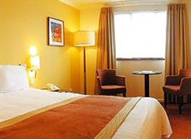 Abingdon Four Pillars Hotel
