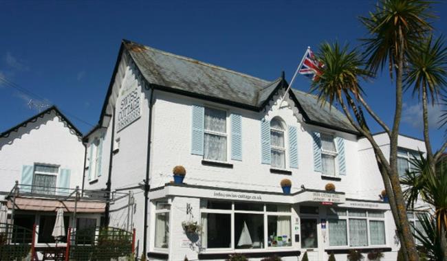 The Swiss Cottage Shanklin Guest House In Shanklin Shanklin