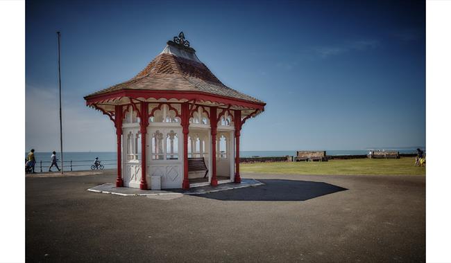 Bexhill Seafront Beach In Bexhill Rother Visit South East England
