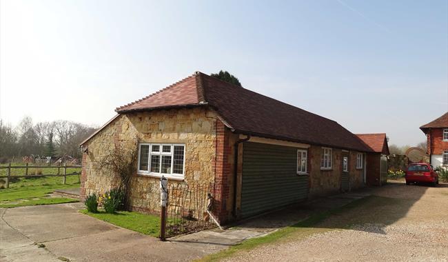 White Lion Farm Cottages Self Catering In Lewes Wealden Visit